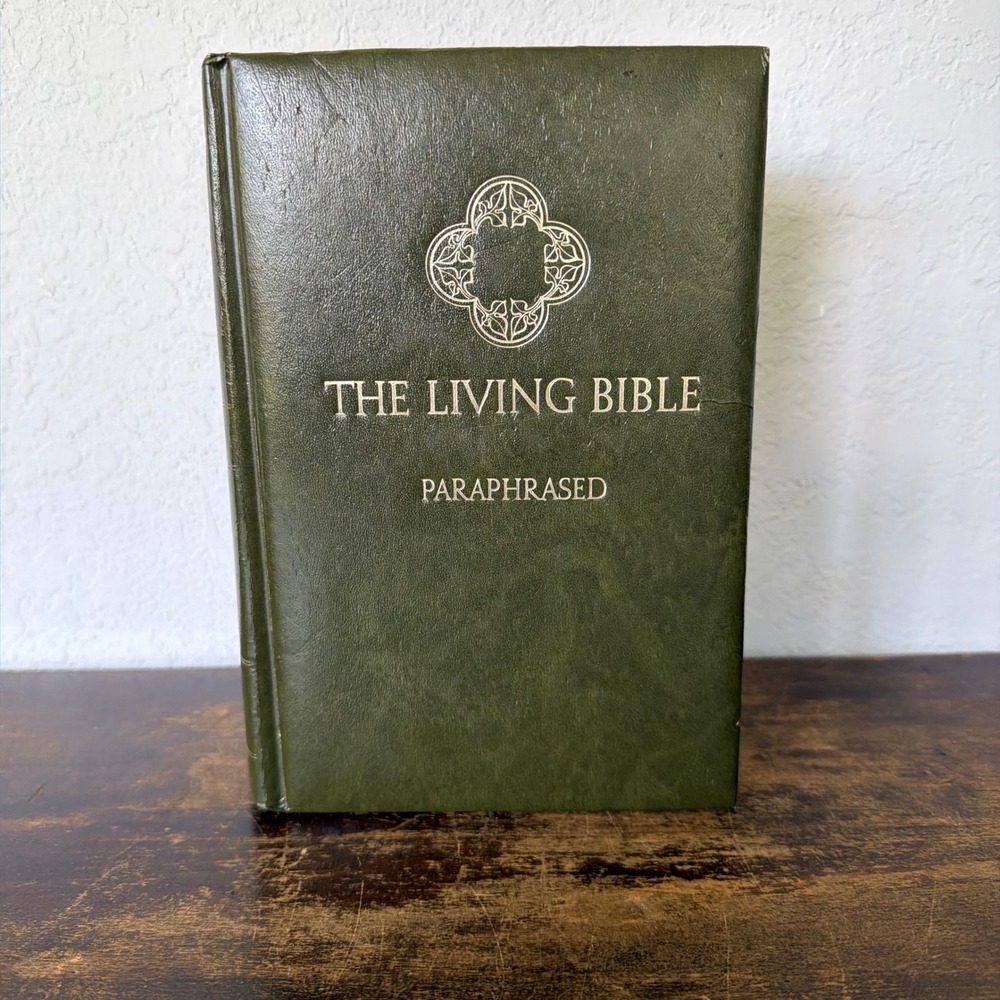 The Living Bible‎ Paraphrased 1971 Tyndale House Vintage Green Hardcover Edition